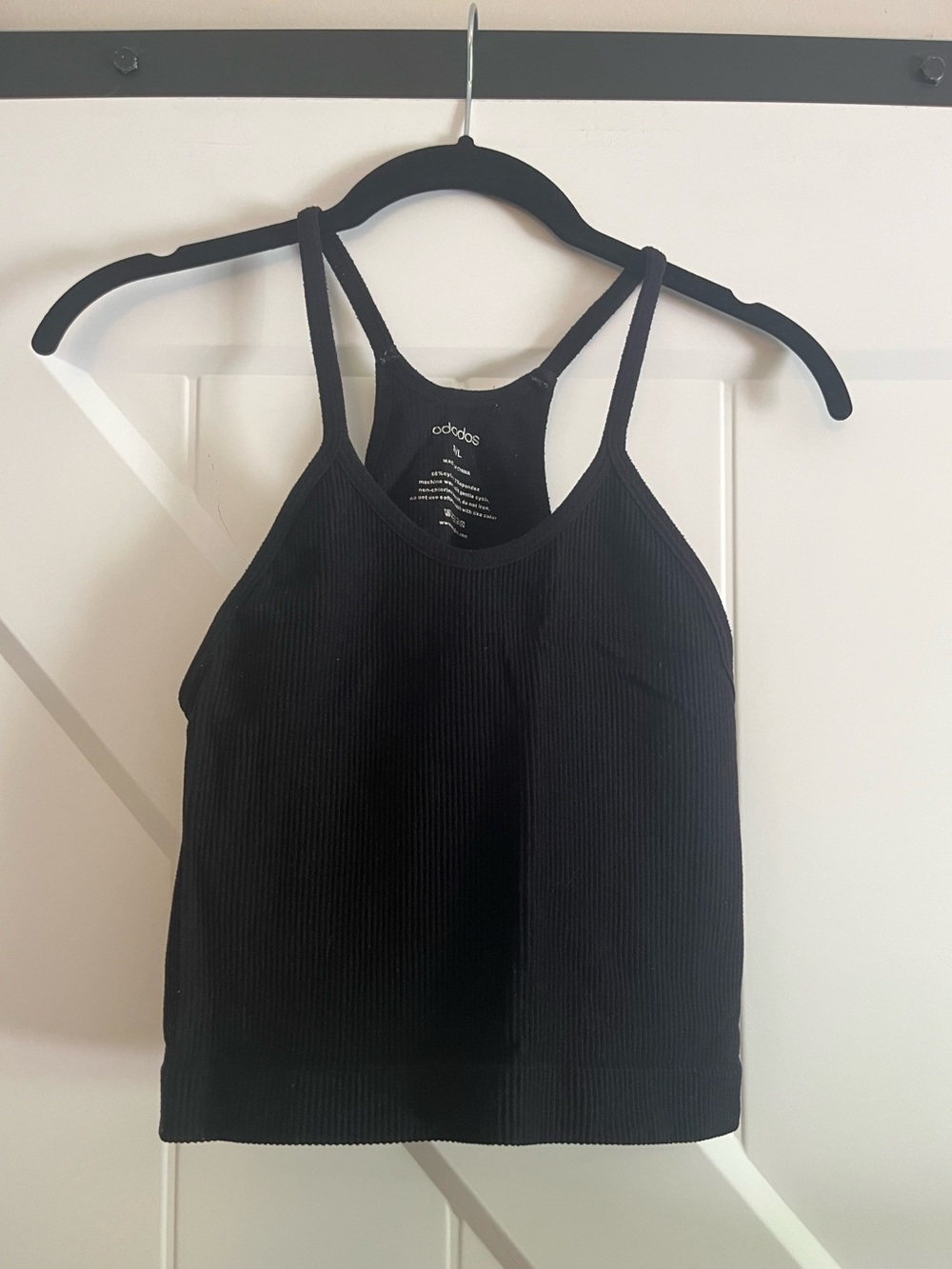Seamless Black Cropped Tank